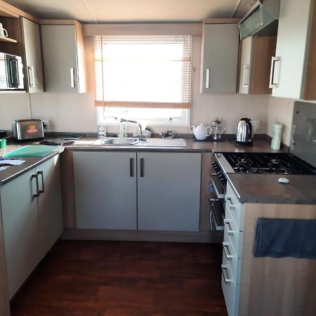 Church Farm Haven Holiday Park Pagham Buitenkant foto